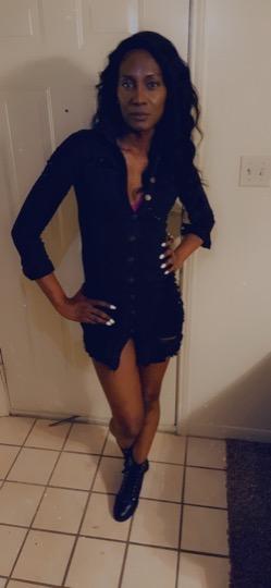 escort photo 0